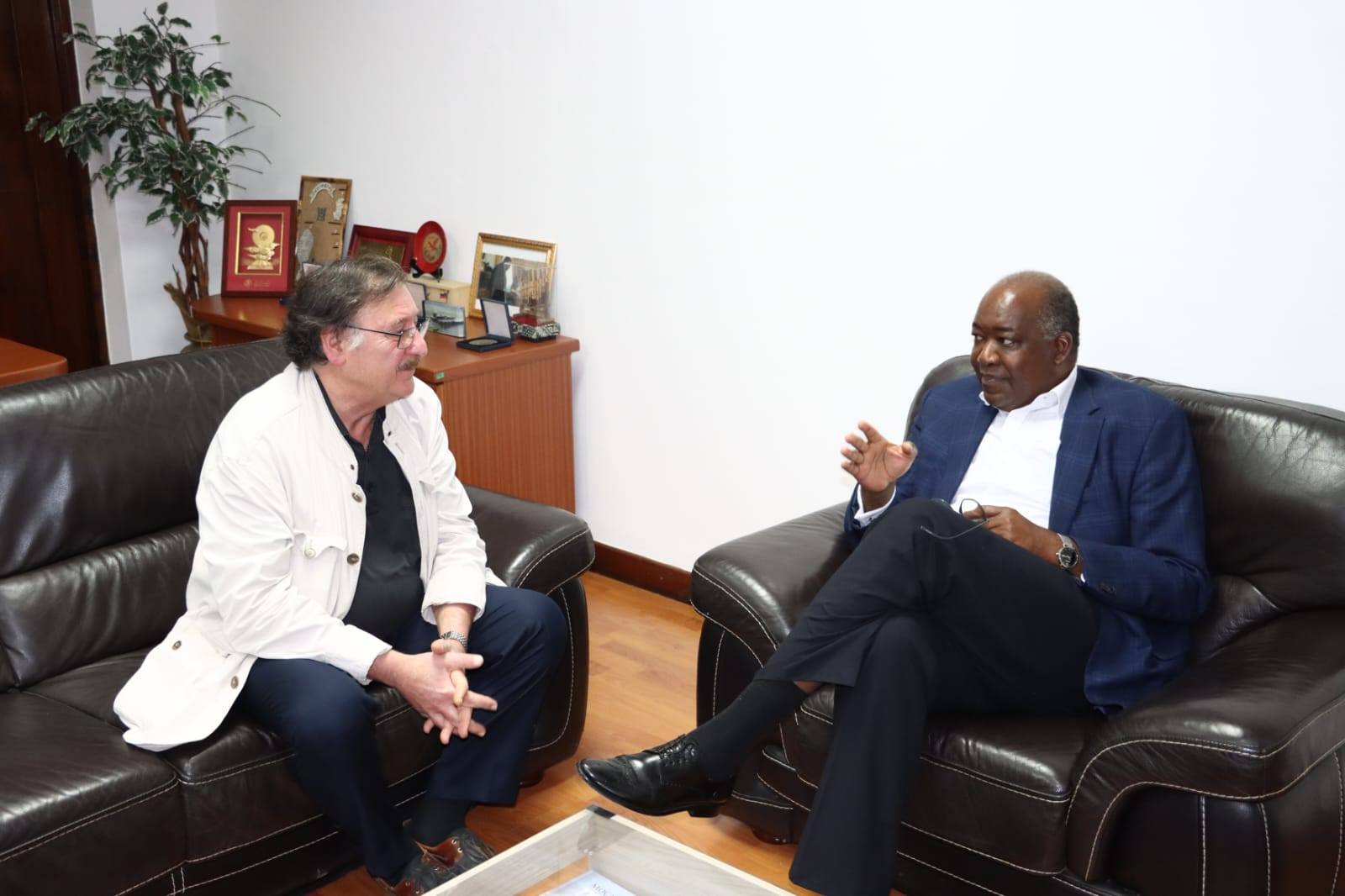 Cônsul de Torino Projecta Cooperação com UP-Maputo