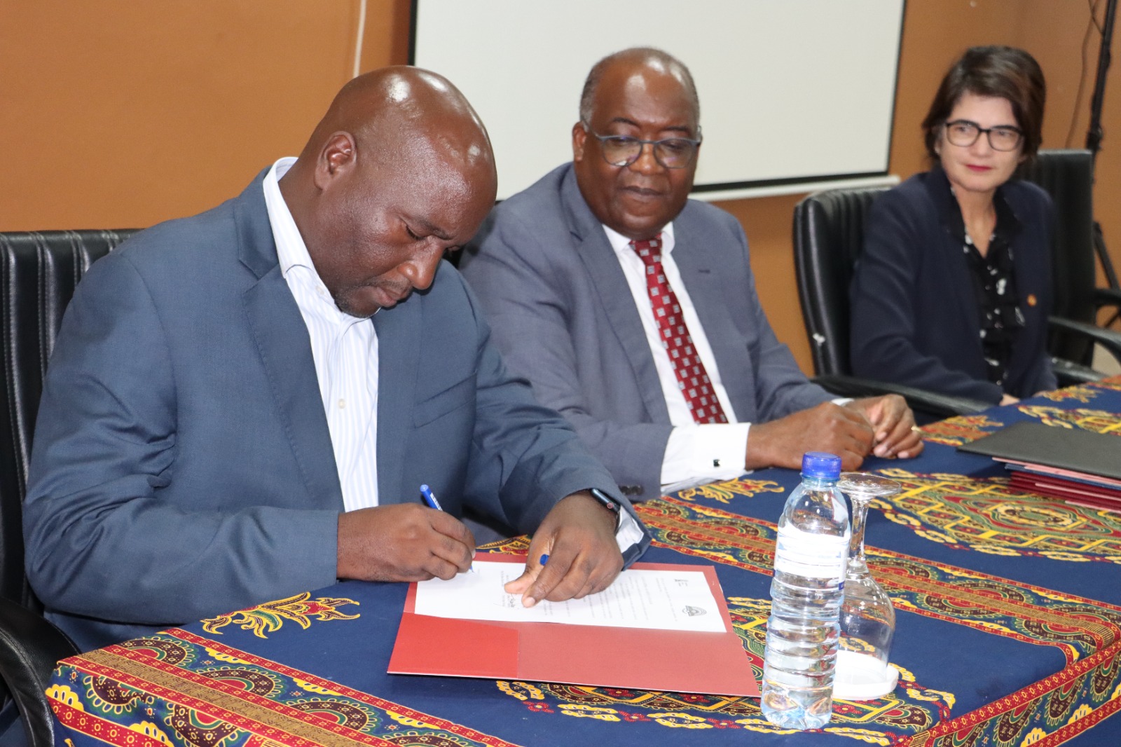 Acordo bilateral une UP-Maputo e Pernambuco 