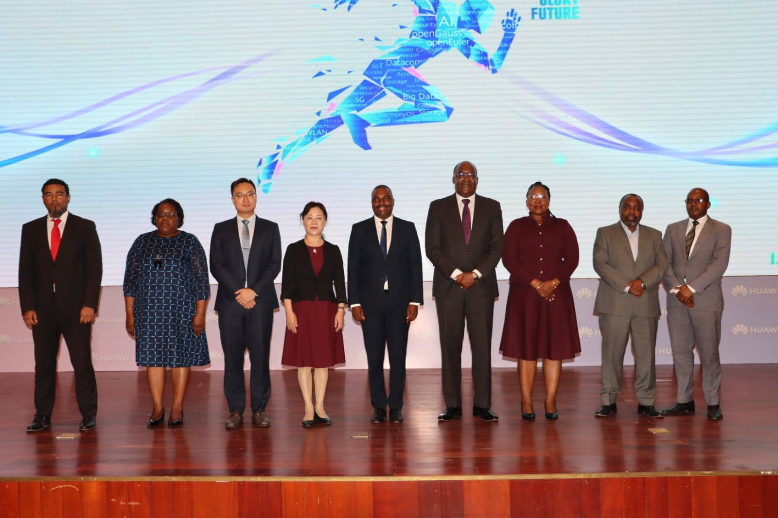 Huawei Distingue Instituições em Matéria das TIC. UP-Maputo reconhecida na ocasião