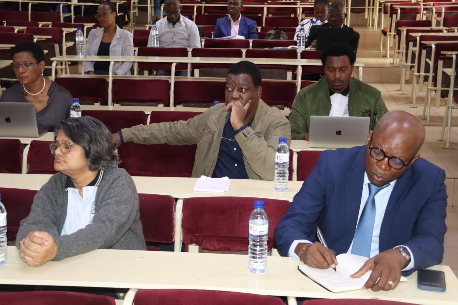 UP-Maputo em Seminário Anual de Pesquisa e Extensão/Inovação